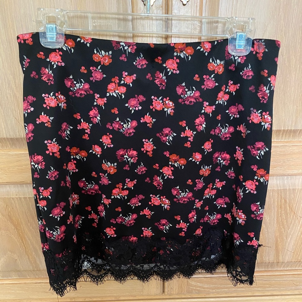 Forever 21 - Floral Mini